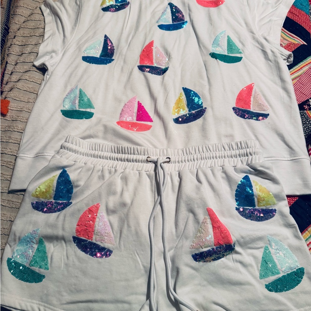 Mary Square Sailboat Print Short Set